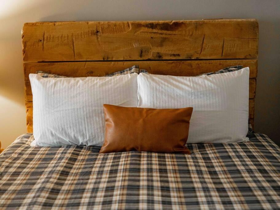 Stonegate Lodge King Bed Wifi Roku Tv Salt Water Pool Room #203 Eureka Springs Zewnętrze zdjęcie